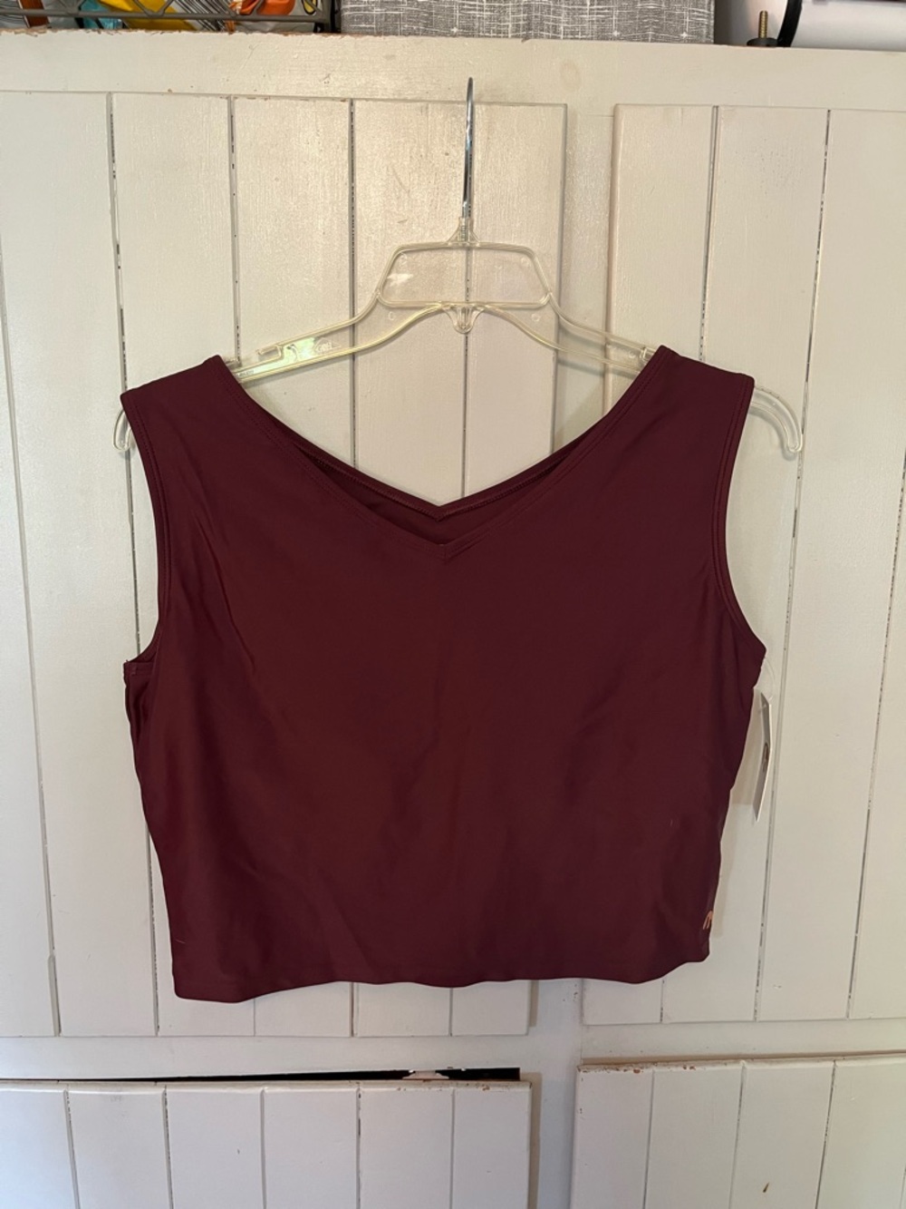 NWT Honey Mark V-Neck Sleeveless Swim Crop Top in Burgundy Size 4XL